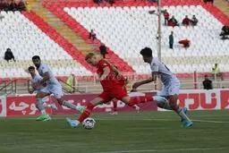 گزارش زنده: تراکتور 2 - 0 آلومینیوم اراک