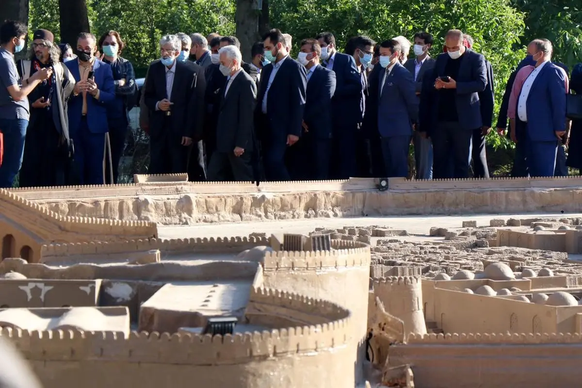 تصاویر باغ فرهنگ در پارک ایران کوچک