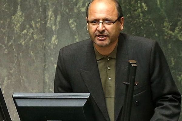 از فرار مغزها تا ورود بی‌مرز افغان‌ها /  آینده جمعیتی ایران به کدام سو می‌رود؟