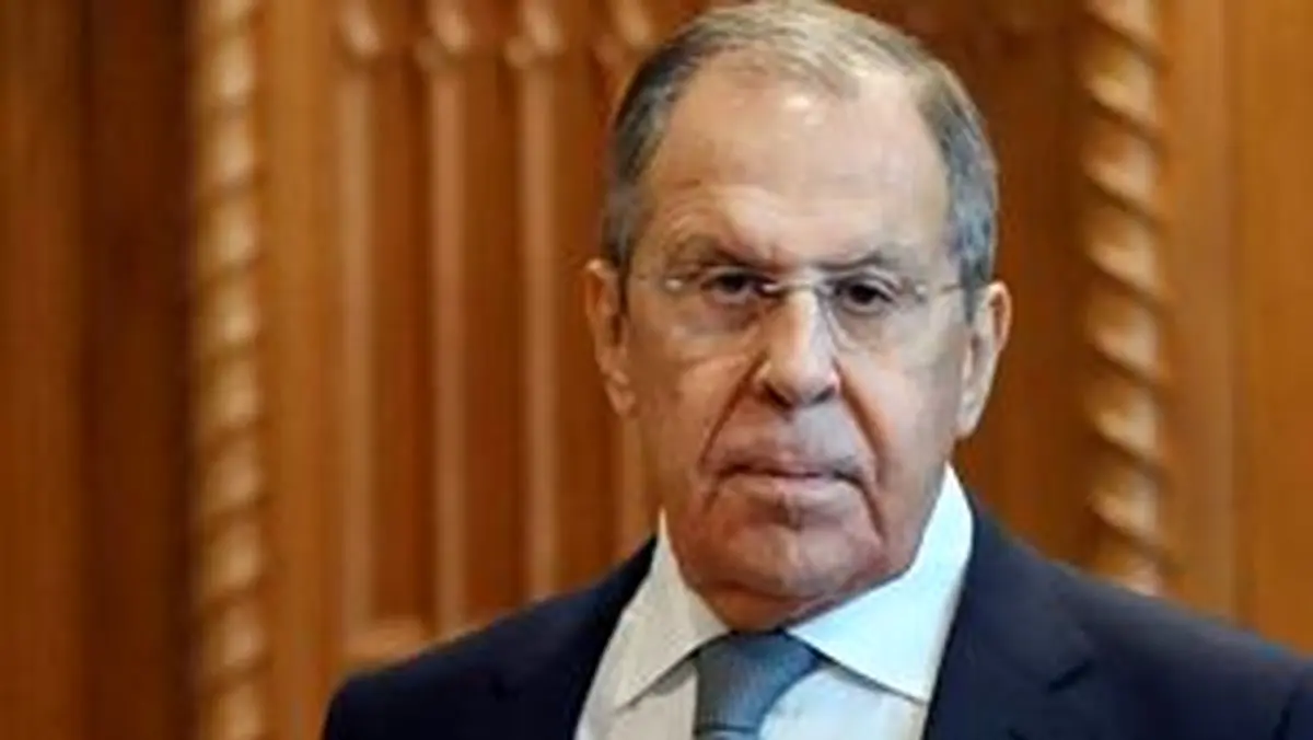 لاوروف: لفاظی هسته‌ای ماکرون تهدیدی علیه روسیه است