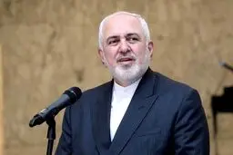 عکس جشن تولد ظریف در حال بریدن کیکش منتشر شد + عکس