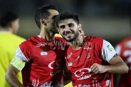 خط هافبک پرسپولیس زیرنظر آقا کریم!