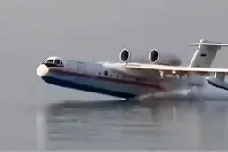 بدون تعارف با خلبان هواپیمای اطفای حریق بندر شهید رجایی