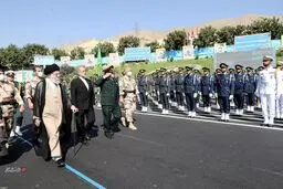 رهبر انقلاب:آمریکایی‌ها گاو شیرده و مطیع اوامر می خواهند