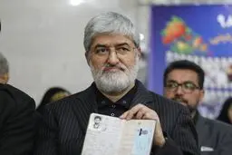 علی مطهری وارد ستاد انتخابات شد