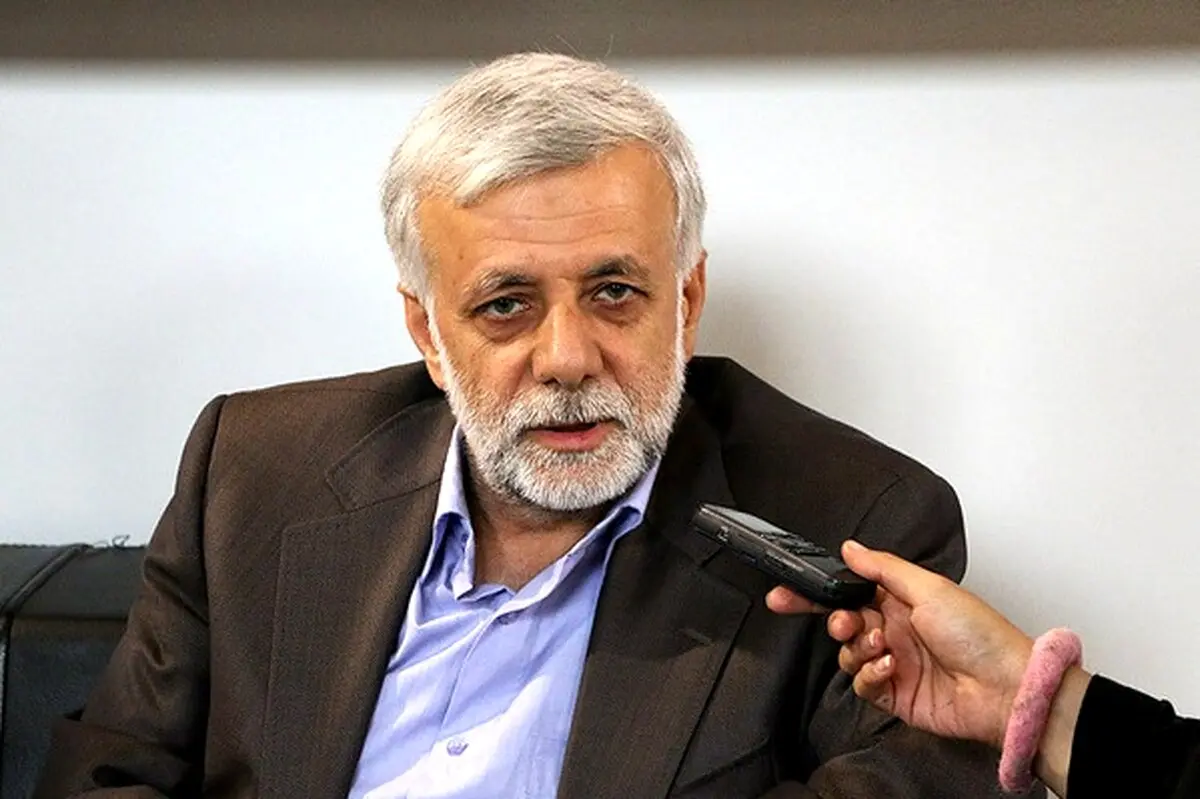 اصلاح‌طلبان دنبال دورهمی‌های محفلی‌اند و با نسل جوان فرسنگ‌ها فاصله دارند