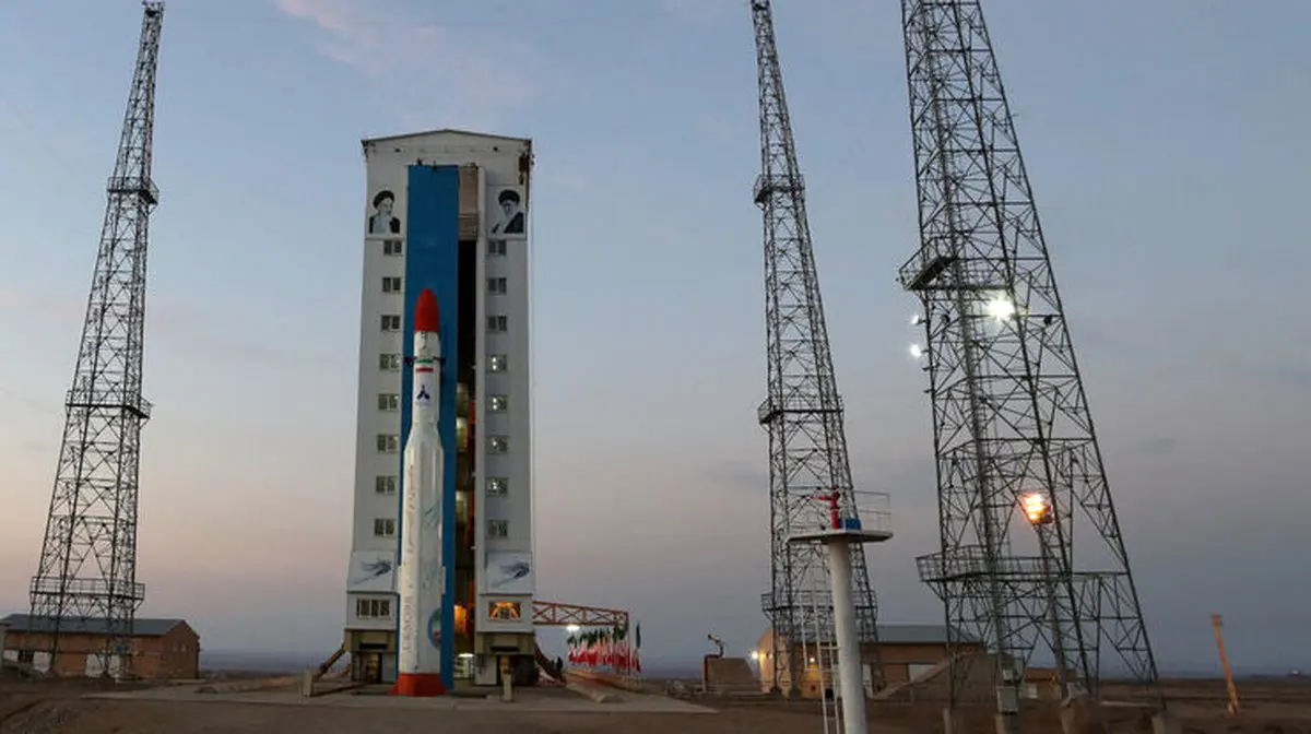 فیلم| لحظه پرتاب ماهواره نور ۲