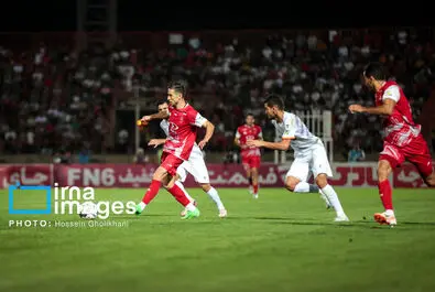 پرسپولیس و فولاد خوزستان