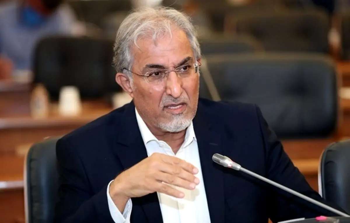 راغفر: دولت عامل گرانی دلار است/ دولت هر صبح اعلام می‌کند نرخ دلار چقدر باشد