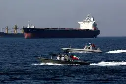 تنگهٔ هرمز برای ایران می‌ماند