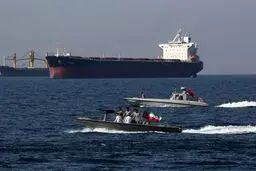  تنگهٔ هرمز برای ایران می‌ماند
