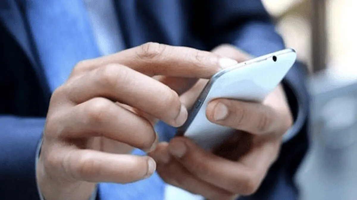 مطالبه اینترنت و انتقاد از دولت به کف خیابان آمد + عکس