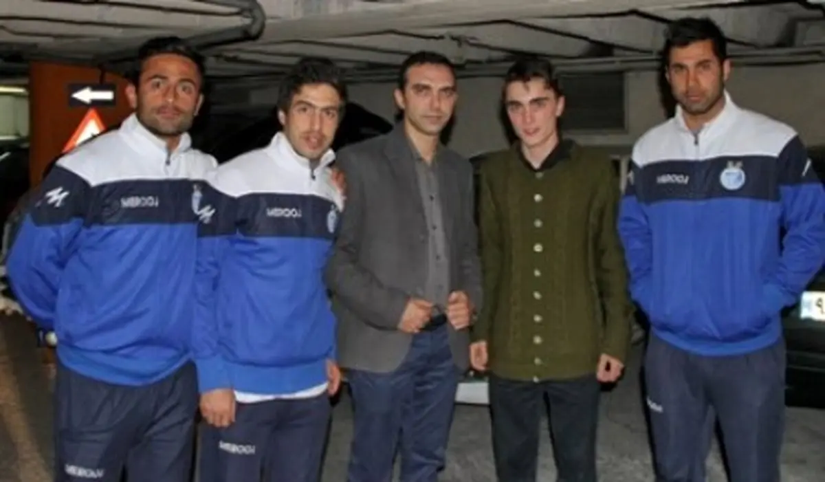 یک تصویر: نتیجه امام خمینی و پسر سیدحسن خمینی در مراسم افتتاح رستوران امیر قلعه‌نوعی