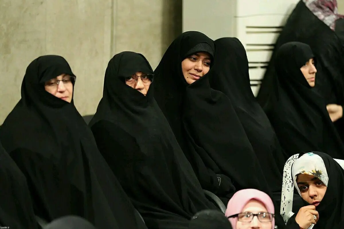 الهام چرخنده به دیدار رهبر انقلاب رفت/عکس