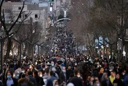 جولان کرونای انگلیسی در بازار شب عید+عکس‌ها