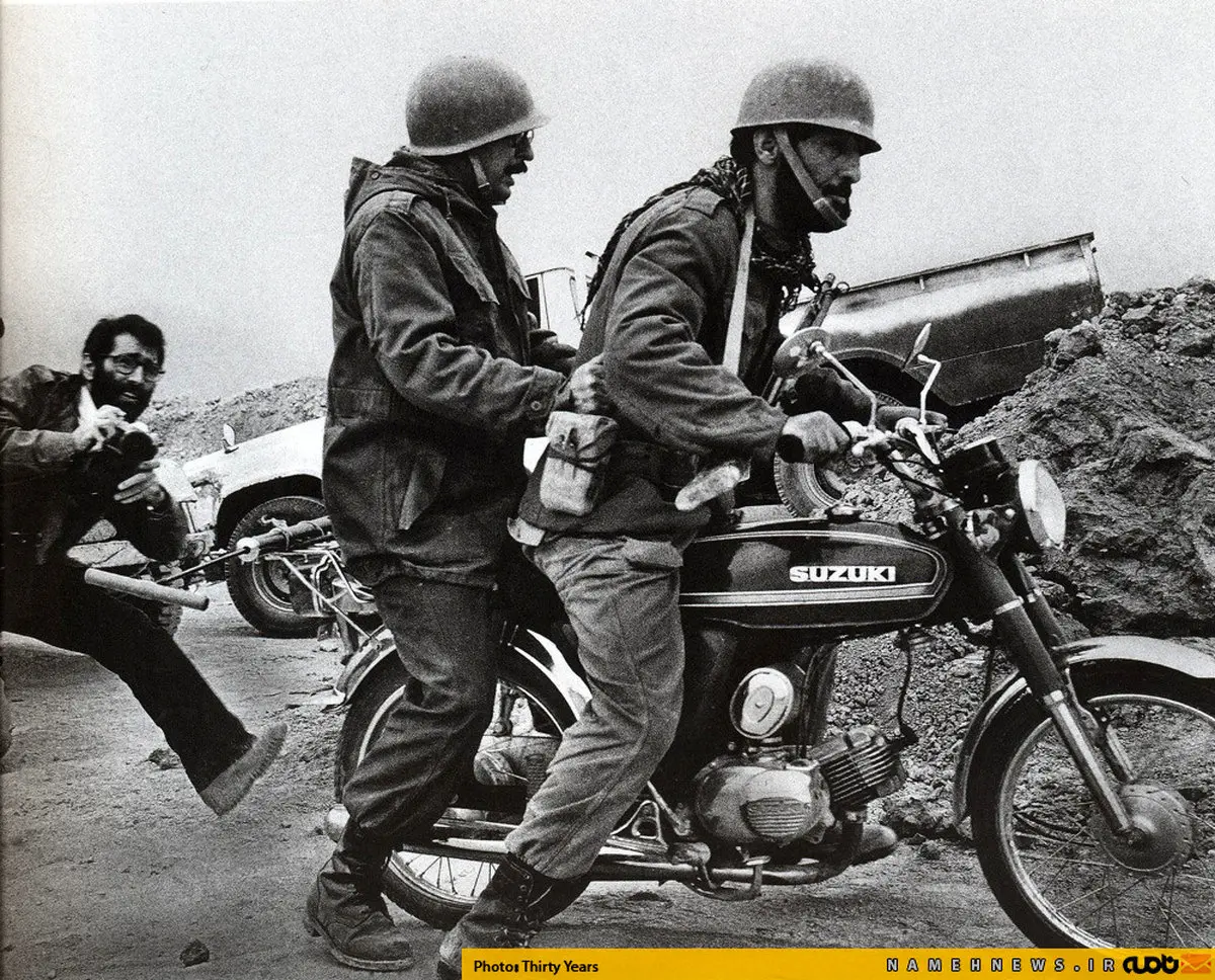 بازدید ابوالحسن بنی‌صدر از جبهه‌ها/ عکس