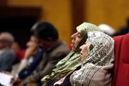 خواب عمیق هنگام سخنرانی جهانگیری! / عکس