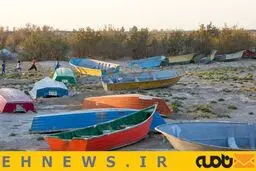 قایق های دریاچه خشک شده هامون / تصاویر