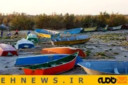 قایق های دریاچه خشک شده هامون / تصاویر