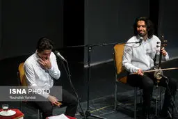 احساساتی شدن همایون شجریان هنگام رونمایی از آلبوم پدرش/عکس