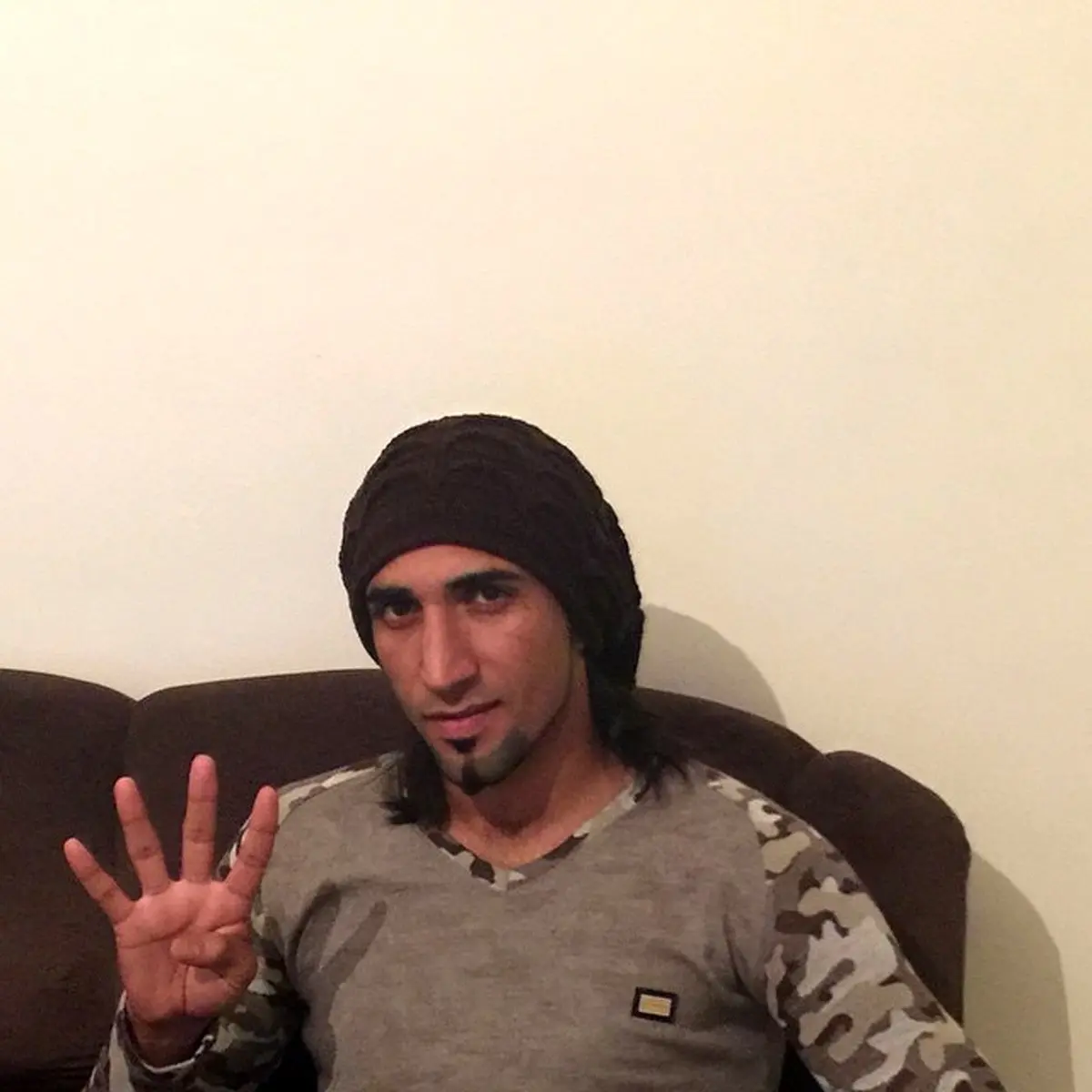 کری خوانی کرار جاسم برای پرسپولیسی ها/ عکس