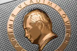 آیفون طلاکوب برای تولد پوتین + تصاویر