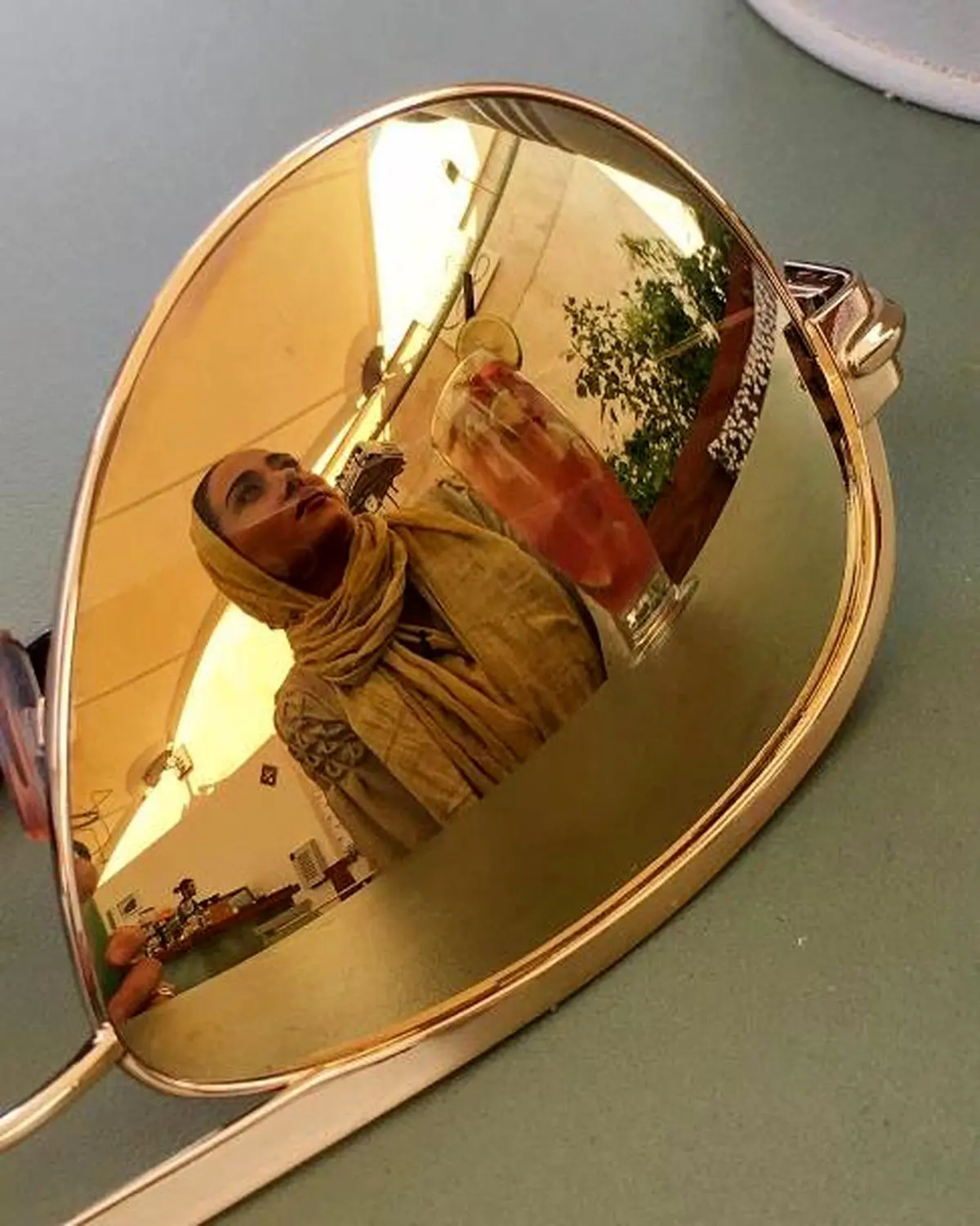 عکس هنری و جالبی که احسان کرمی از پریناز ایزدیار گرفت