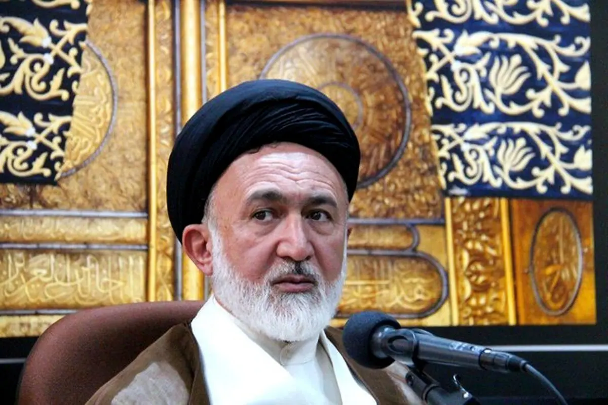 تقدیر نماینده ولی‌فقیه در امور حج از اقدام موشکی سپاه