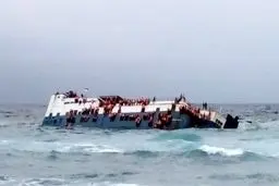 غرق شدن مرگبار یک کشتی در اندونزی/تصاویر