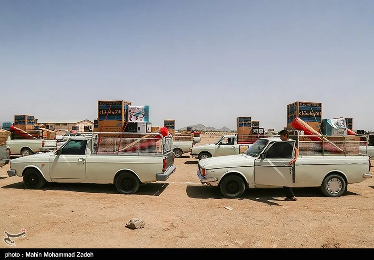 توزیع ۱۰۰۰ سری جهیزیه اهدایی مقام معظم رهبری در سیستان و بلوچستان/تصاویر