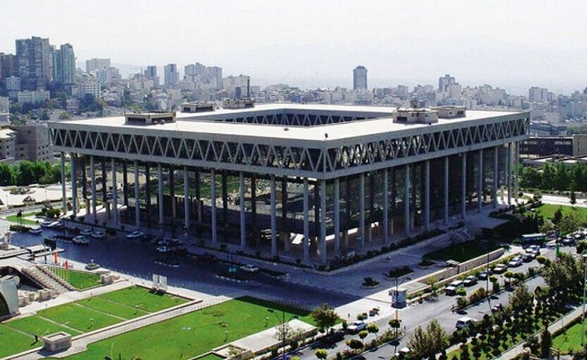 تلویزیون علیه روحانی/ دولت از صداوسیما شکایت کرد