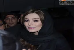 اکران مردمی سه بیگانه: سحر قریشی و هجوم طرفداران به سوی او