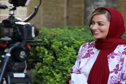 تیپ شاد نفیسه روشن در برابر دوربین + عکس