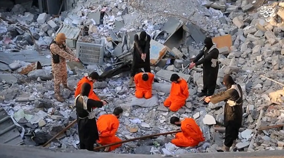 داعش از جلاد جدیدش رونمایی کرد/ عکس