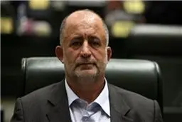 توضیحات قاضی‌پور درباره گلابی‌خوردنش در مجلس: می‌دانستم اینجا فضول هست و فضول‌ها عکس می‌اندازند