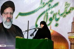 سخنرانی همسر رئیسی در جمع مردم کرج/عکس