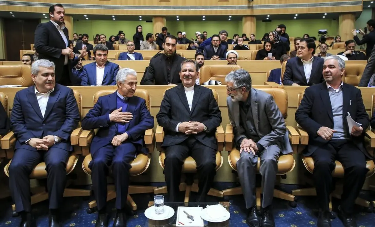 عکس: احترام خاص حداد عادل