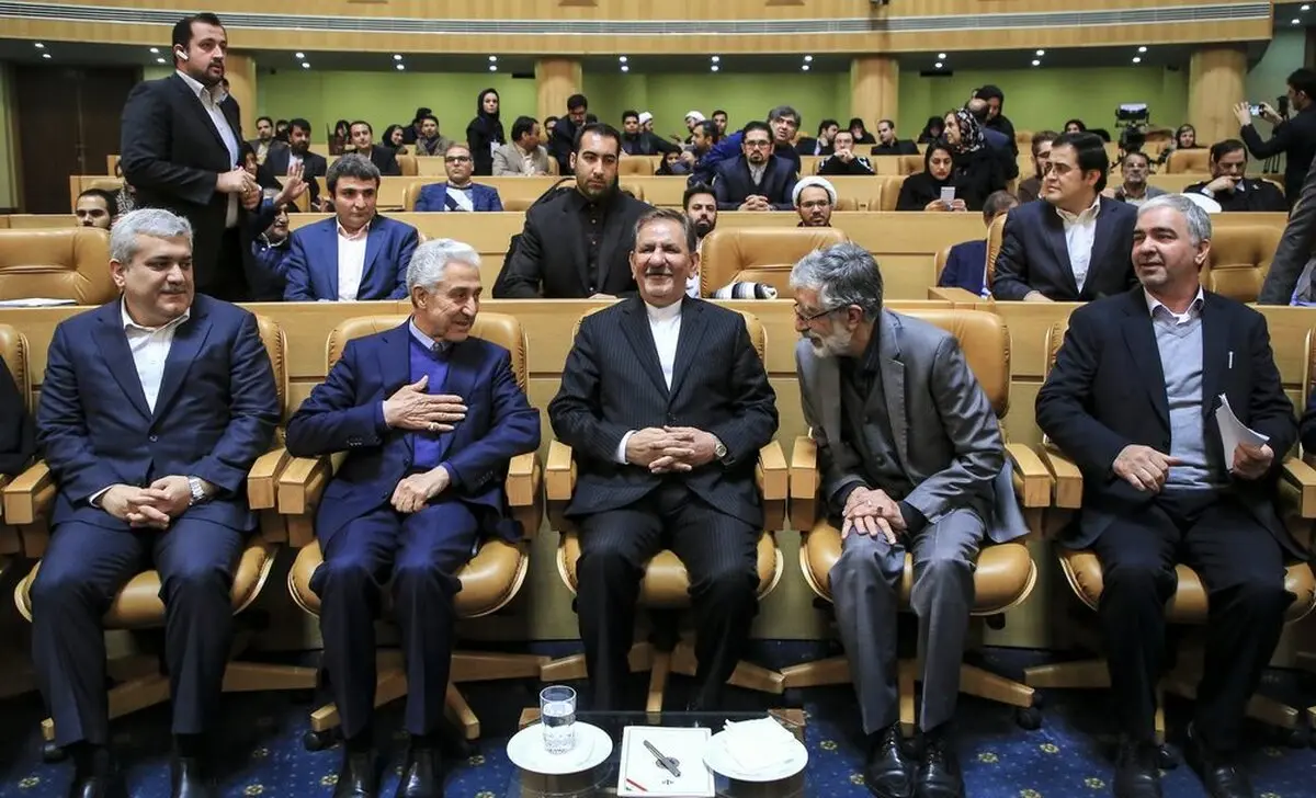 عکس: احترام خاص حداد عادل