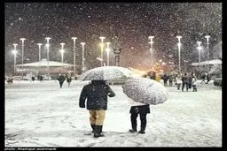 خیابان‌های رشت سفیدپوش شد+عکس‌ها