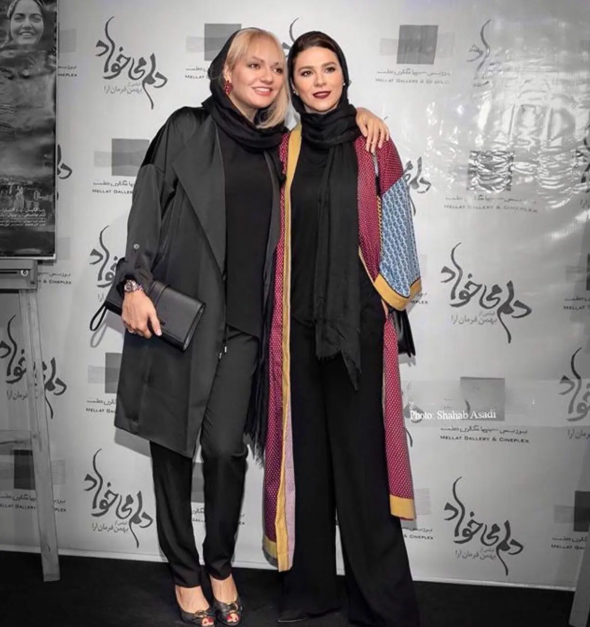 تیپ جنجالی مهناز افشار و سحر دولتشاهی در مراسم اکران «دلم می‌خواد»/عکس