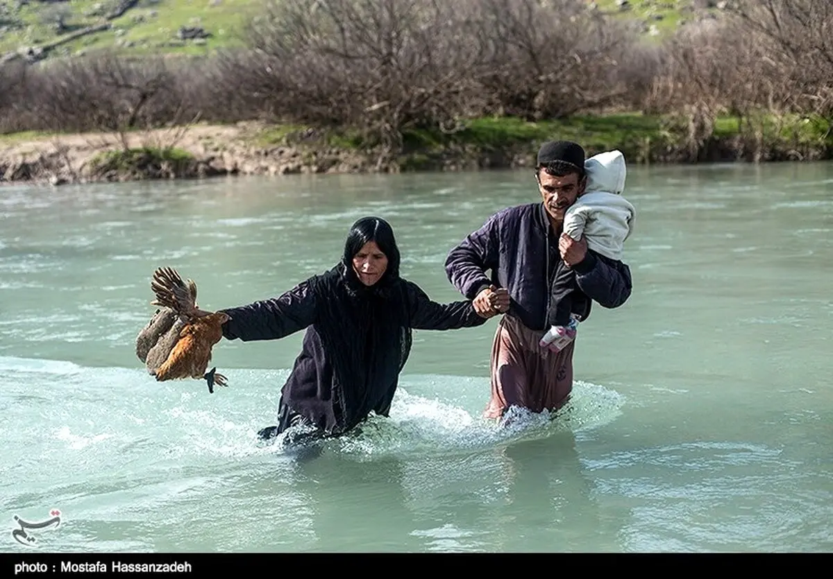 تصاویر: کمک رسانی به روستای بدون راه ده دیک