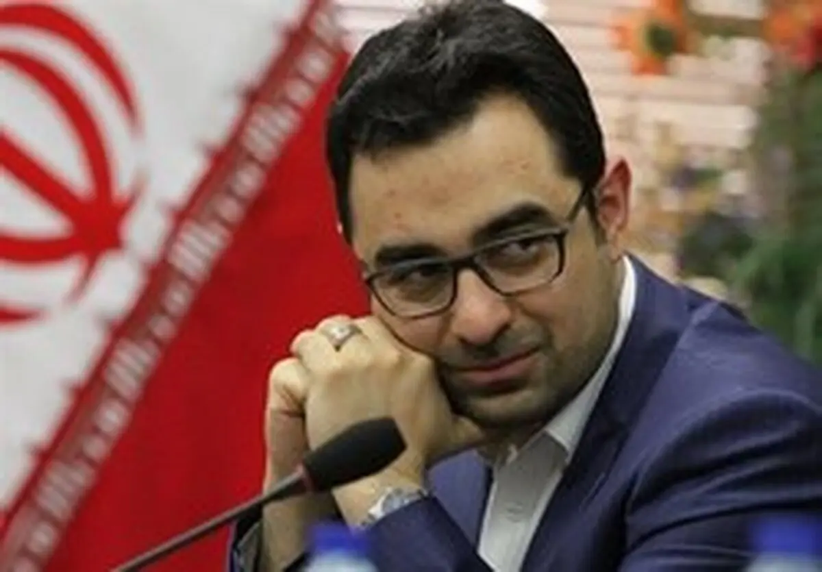 ناگفته‌های عراقچی؛ از تایید صلاحیت آقاخانی توسط وزارت اطلاعات تا مداخله در بازار ارز با دستور روحانی