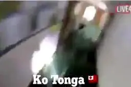 ببینید: لحظه هولناک حمله مهاجمان به دو مسجد در نیوزلند (+18)