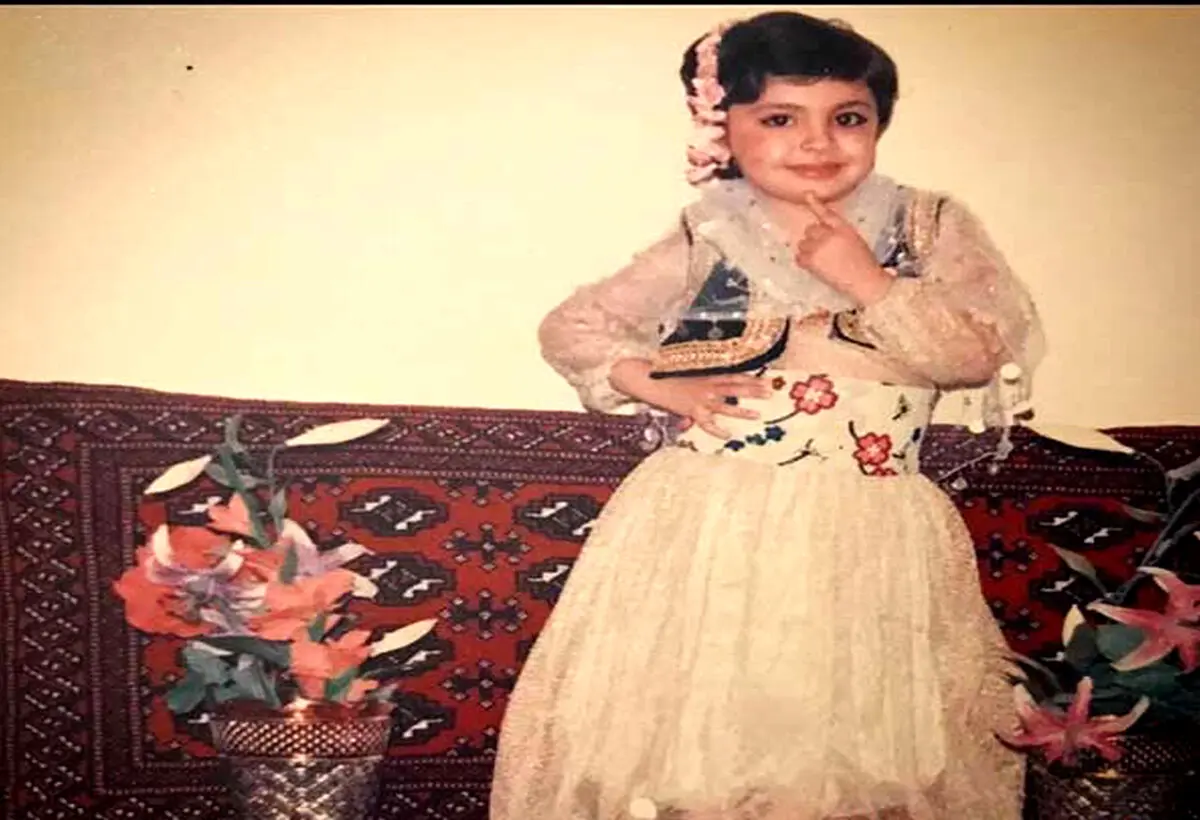 عکسی قدیمی از بچگی مه لقا باقری بازیگر معروف زن