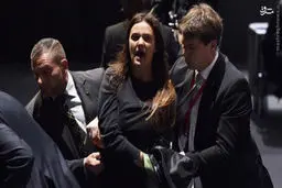 تصاویر زنانی که کنگره فیفا را به جنجال کشیدند