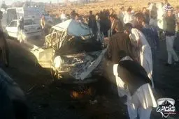 تصادف شدید پراید و پژو 405 حامل سوخت قاچاق در زاهدان/ تصاویر