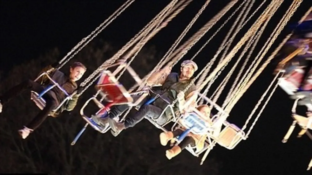 تفریح دیوید بکام و فرزندانش در شهر بازی/تصاویر