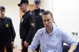 دستگیری گسترده مخالفان پوتین در تظاهرات بزرگ ضد فساد در روسیه (+عکس)