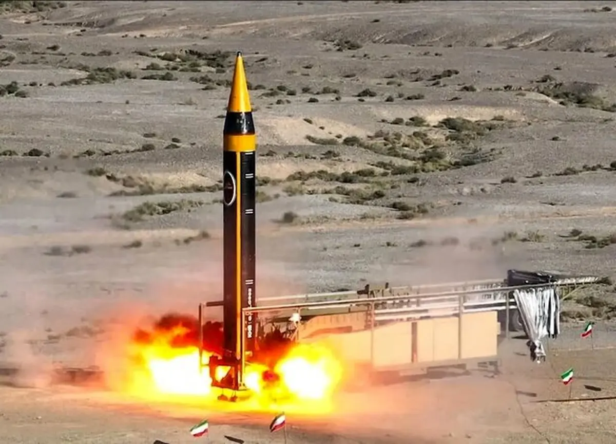 وبگاه عبری: ایران ۲۰۰۰ موشک بالستیک دارد که می‌توانند به اسرائیل برسند