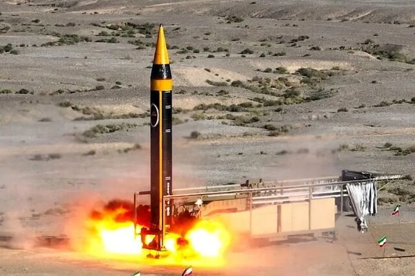وبگاه عبری: ایران ۲۰۰۰ موشک بالستیک دارد که می‌توانند به اسرائیل برسند